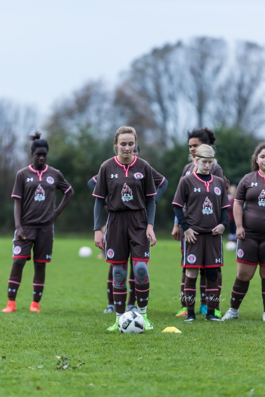 Bild 70 - C-Juniorinnen Halstenbek-Rellingen - St.Pauli : Ergebnis: 0:5